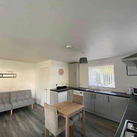 Conveniently Located, Close To City And Quiet Area Londonderry Exterior foto